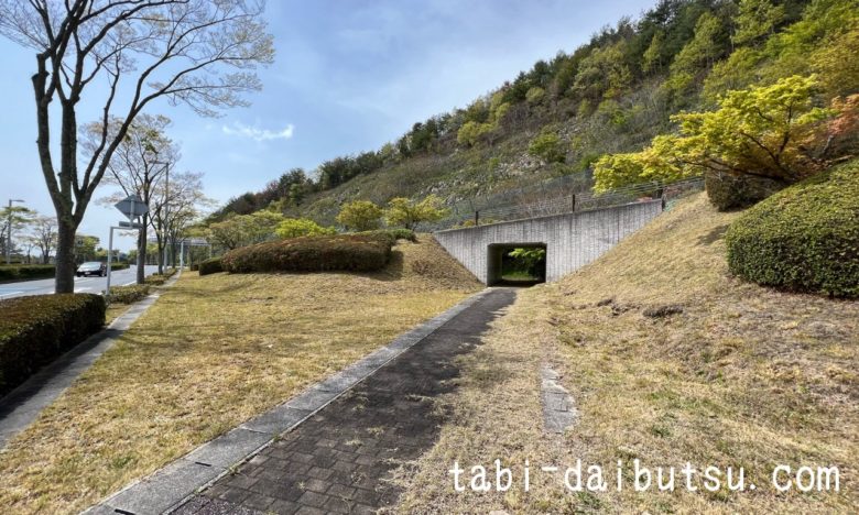 広島空港近くの歩道