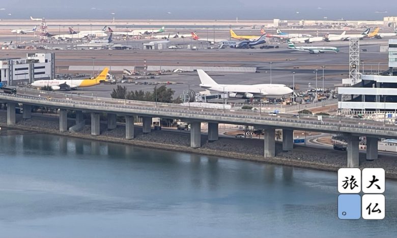 昂坪360の車窓（香港国際空港）